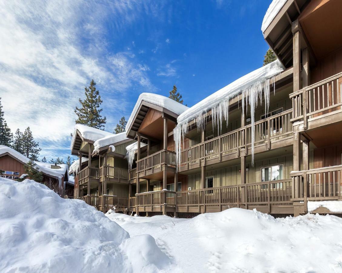 วินด์แฮม เซาท์ ชอร์ Hotel Round Hill ภายนอก รูปภาพ
